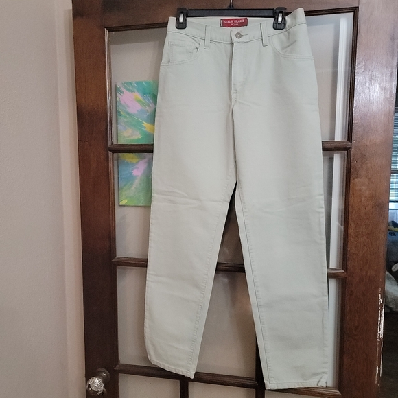 Levi's 550 Classic Relaxed Fit Tapered leg Women's Misses size 8 - Picture 2 of 11